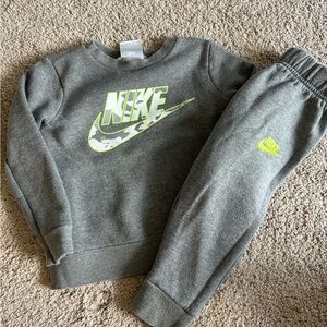 Nike Set 2T